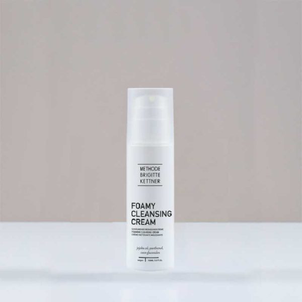 کرم پاک کننده فومی 150 میلی لیتر ام بی کی