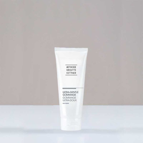 نمای نزدیک از بسته‌بندی اسکراب لایه‌بردار ام بی کی