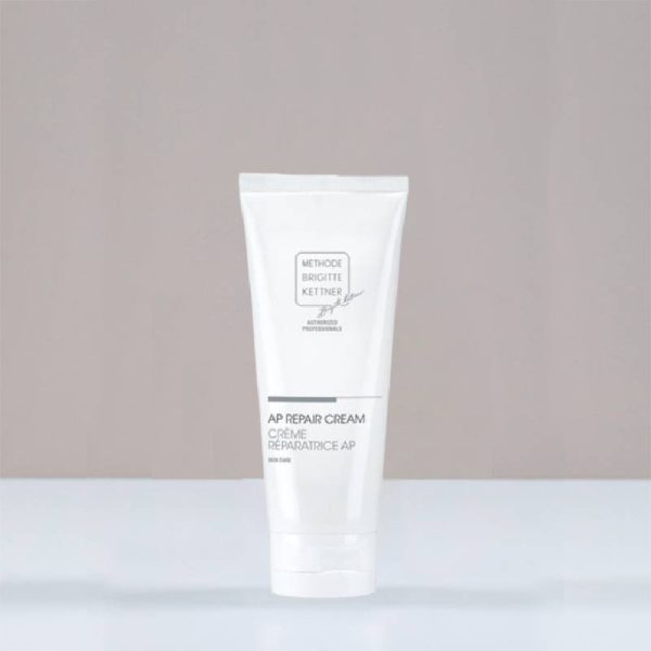 کرم ترمیم کننده و جوانساز ap 175میلی لیتر ام بی کی