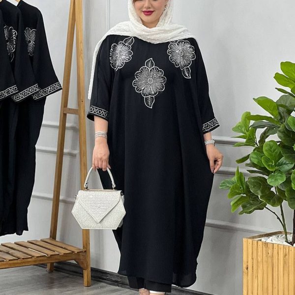 پیراهن مشکی زنانه شارلوت با پولک‌دوزی و جنس ابروبادی